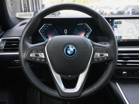 Certified 2023 BMW i4 eDrive40 image 18