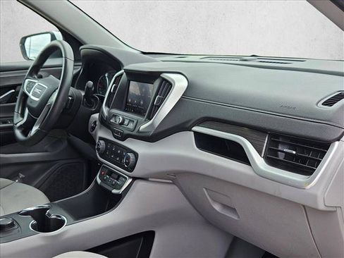 Used 2023 GMC Terrain SLE FWD image 18