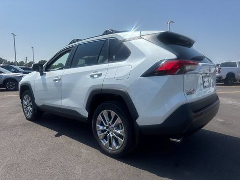 Used 2024 Toyota RAV4 XLE Premium FWD image 4