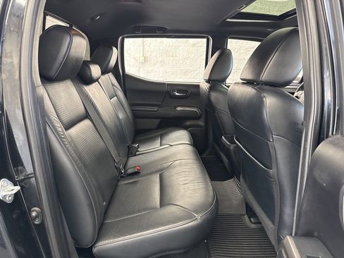Certified 2021 Toyota Tacoma Limited image 45