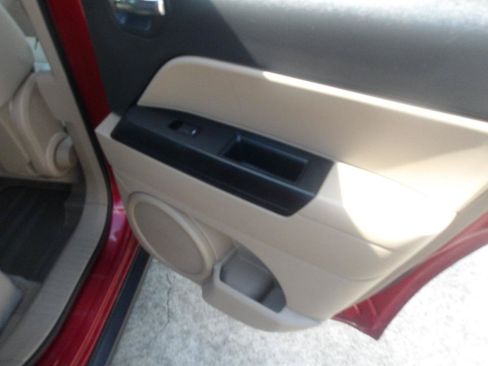 Used 2014 Jeep Patriot Latitude FWD image 7
