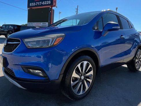 Used 2018 Buick Encore Essence image 4