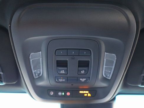 Used 2025 Cadillac CT4 Premium Luxury image 25