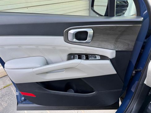 Used 2024 Kia Sorento SX image 24