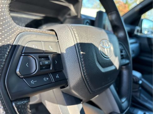 Used 2024 Toyota Tacoma SR5 image 10