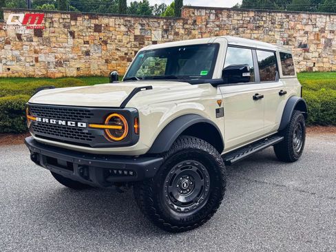 Used 2025 Ford Bronco Badlands AWD/4WD image 1