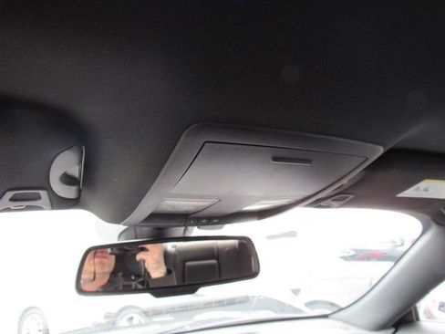 Used 2021 Dodge Challenger R/T image 27