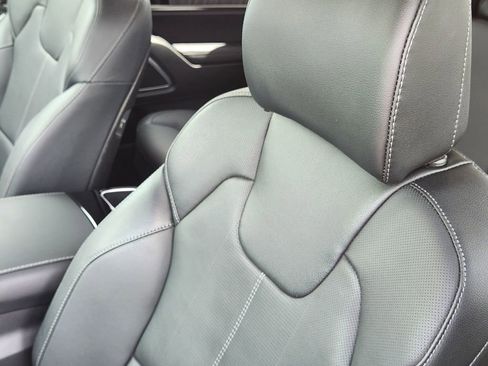 Used 2025 Kia Telluride SX image 21