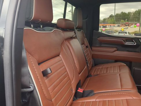 Used 2023 GMC Sierra 1500 Denali Ultimate image 28