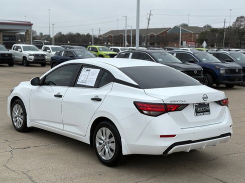 Certified 2025 Nissan Sentra S image 9