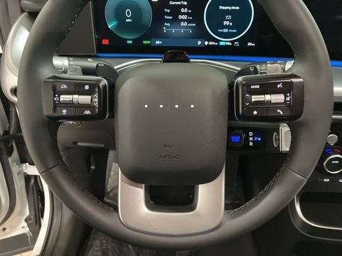 Used 2026 Hyundai Ioniq 9 SEL image 13