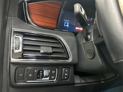 Used 2022 Lincoln Navigator Reserve image 39