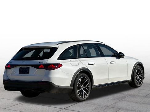 Used 2025 Mercedes-Benz E 450 4MATIC All-Terrain Wagon image 35