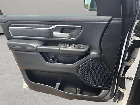 Used 2022 RAM 1500 Big Horn w/ Night Edition AWD/4WD image 13