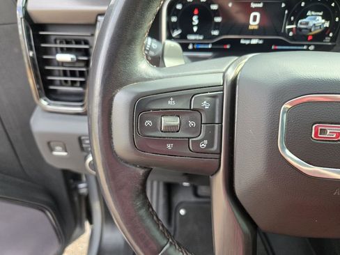 Used 2023 GMC Sierra 1500 AT4X image 19
