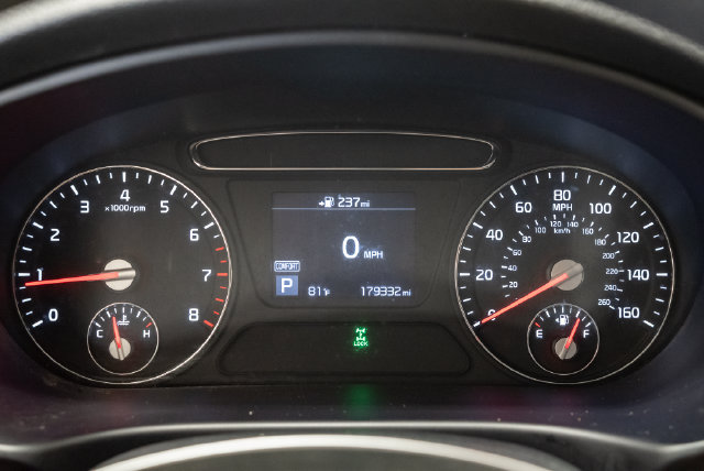 Used 2020 Kia Sorento AWD V6 image 16
