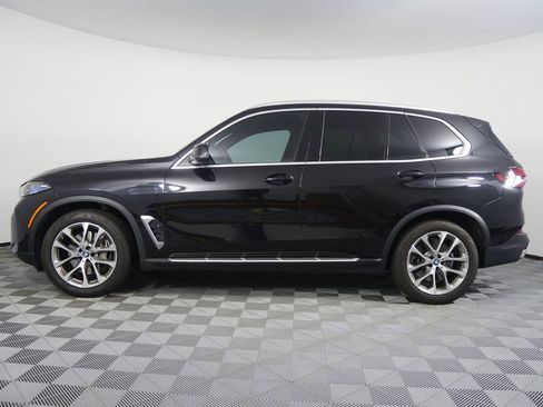 Certified 2024 BMW X5 xDrive50e w/ Premium Package image 6