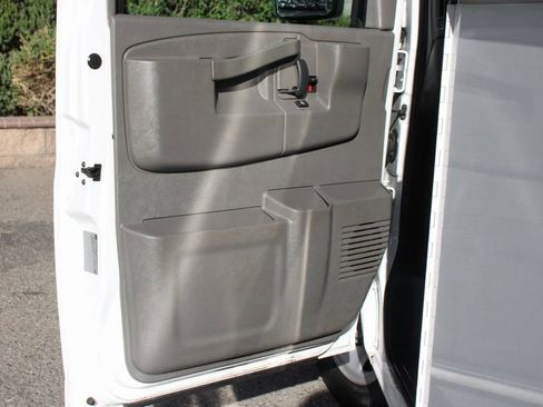 Used 2019 Chevrolet Express 3500 w/ Power Convenience Package image 14