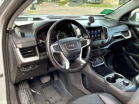 Used 2020 GMC Terrain SLT image 13