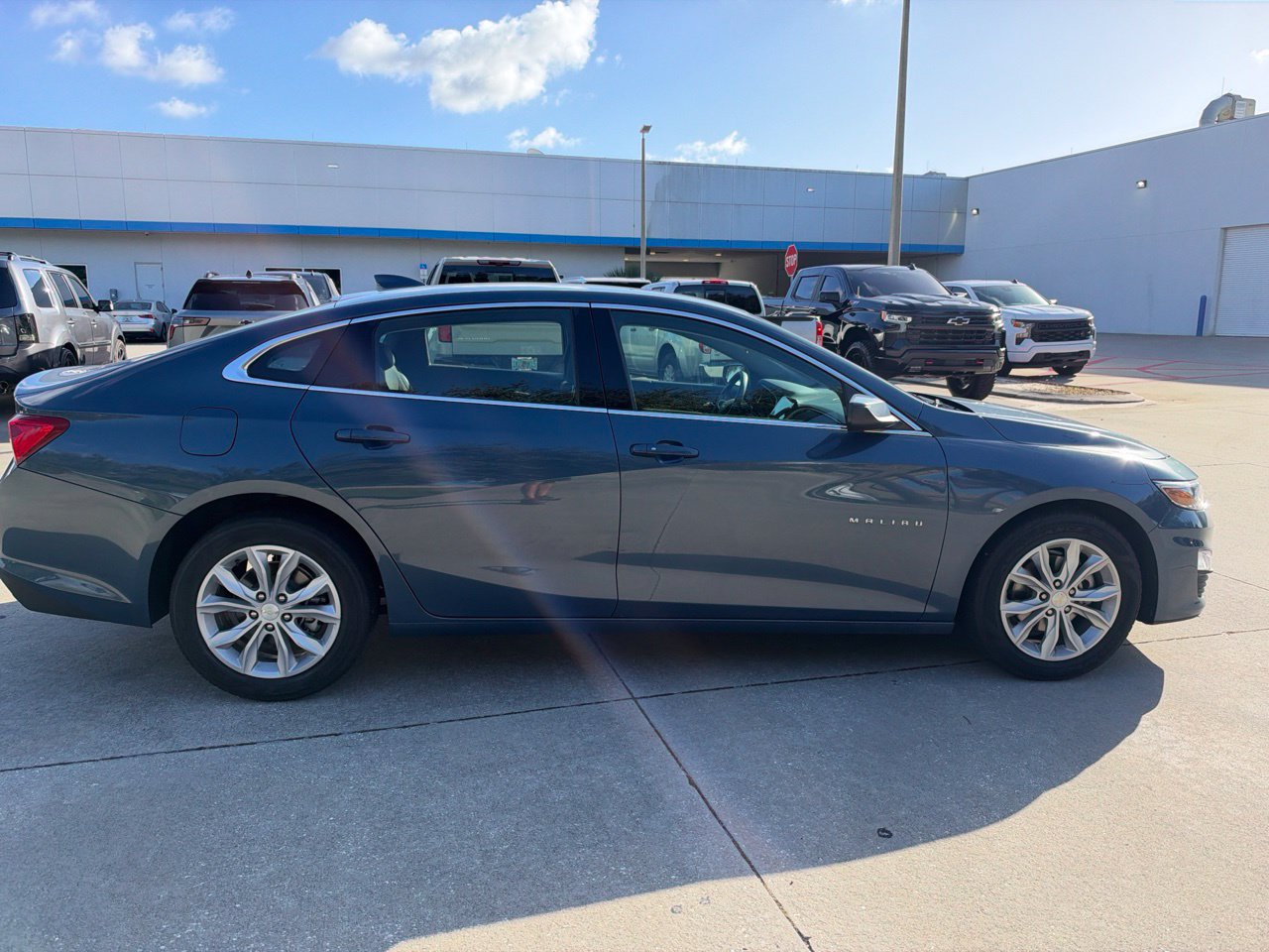 Used 2024 Chevrolet Malibu LT FWD image 6