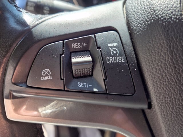 Used 2019 Chevrolet Trax LT w/ LT Convenience Package AWD/4WD image 24