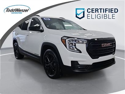 Used 2022 GMC Terrain SLE w/ Driver Convenience Package
