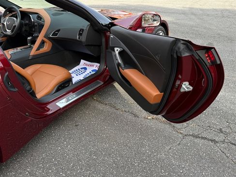 Used 2019 Chevrolet Corvette w/ 2LT Preferred Equipment Group image 56