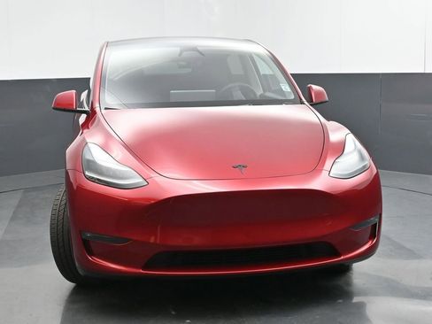 Used 2024 Tesla Model Y Long Range image 8