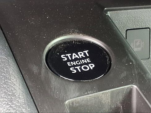 New 2026 Nissan Kicks SV image 15