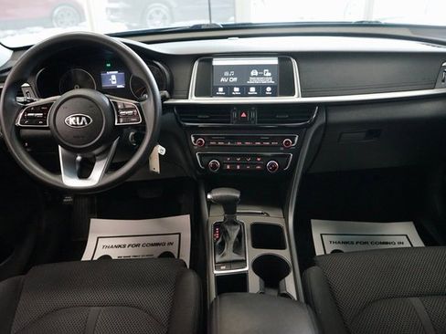 Used 2020 Kia Optima LX image 36