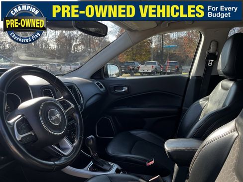 Used 2018 Jeep Compass Latitude w/ Popular Equipment Group image 15