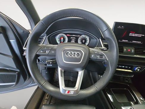 Used 2024 Audi Q5 e Premium Plus AWD/4WD image 13