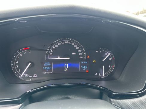 Used 2017 Cadillac XT5 Luxury AWD/4WD image 19