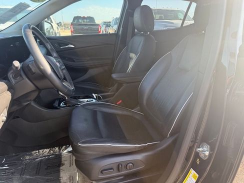 Used 2024 Buick Encore GX Avenir FWD image 6
