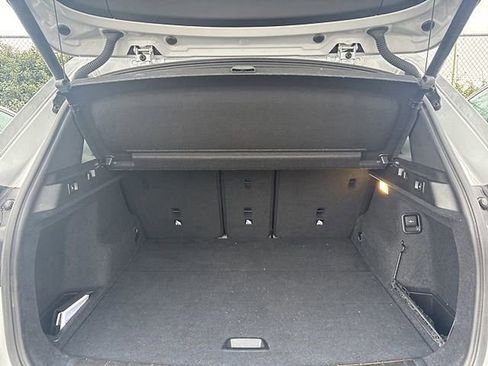 Used 2017 BMW X1 xDrive28i image 8