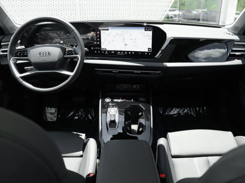 Used 2025 Audi A5 2.0T Premium Plus w/ Premium Plus AWD/4WD image 8