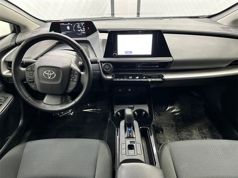 Used 2024 Toyota Prius LE image 21