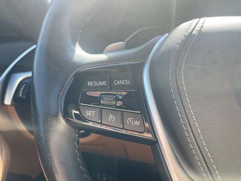 Used 2023 BMW 530e xDrive w/ Convenience Package AWD/4WD image 10