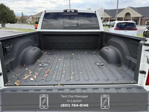 Used 2024 RAM 2500 Laramie w/ Sport Appearance Package image 13