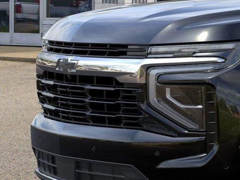 New 2026 Chevrolet Suburban LS w/ LPO, Dark Essentials Package AWD/4WD image 13