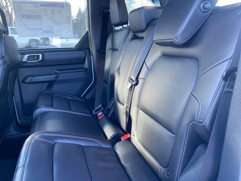 New 2025 Ford Bronco Outer Banks image 15