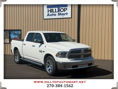 Used 2018 RAM 1500 Laramie AWD/4WD image 1