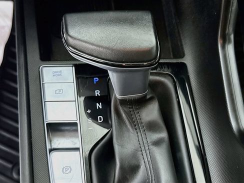 Used 2024 Hyundai Elantra SEL w/ Convenience Package FWD image 22