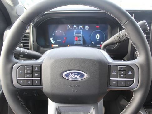 New 2026 Ford F350 Lariat w/ Black Appearance Package AWD/4WD image 27