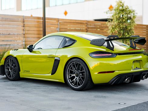 Used 2023 Porsche 718 Cayman GT4 RS image 10