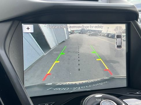 Used 2018 Ford Escape Titanium w/ Ford Safe & Smart Package image 24