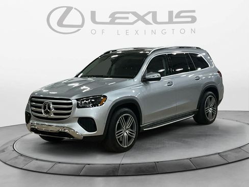 Used 2025 Mercedes-Benz GLS 450 4MATIC image 1