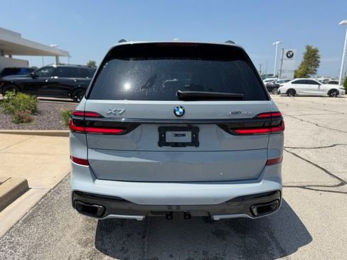 Used 2026 BMW X7 xDrive40i w/ M Sport Package AWD/4WD image 5