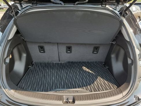 Used 2023 Chevrolet Bolt LT w/ Infotainment Package FWD image 17