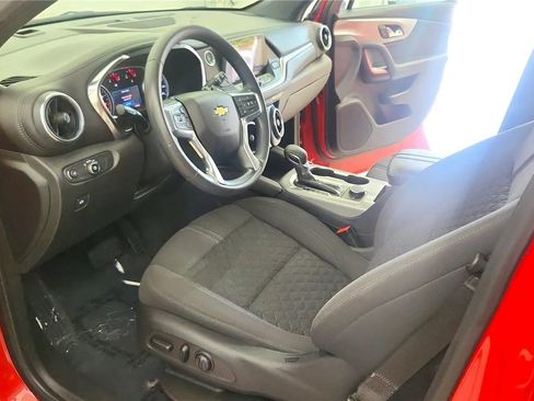 Used 2021 Chevrolet Blazer LT FWD image 21